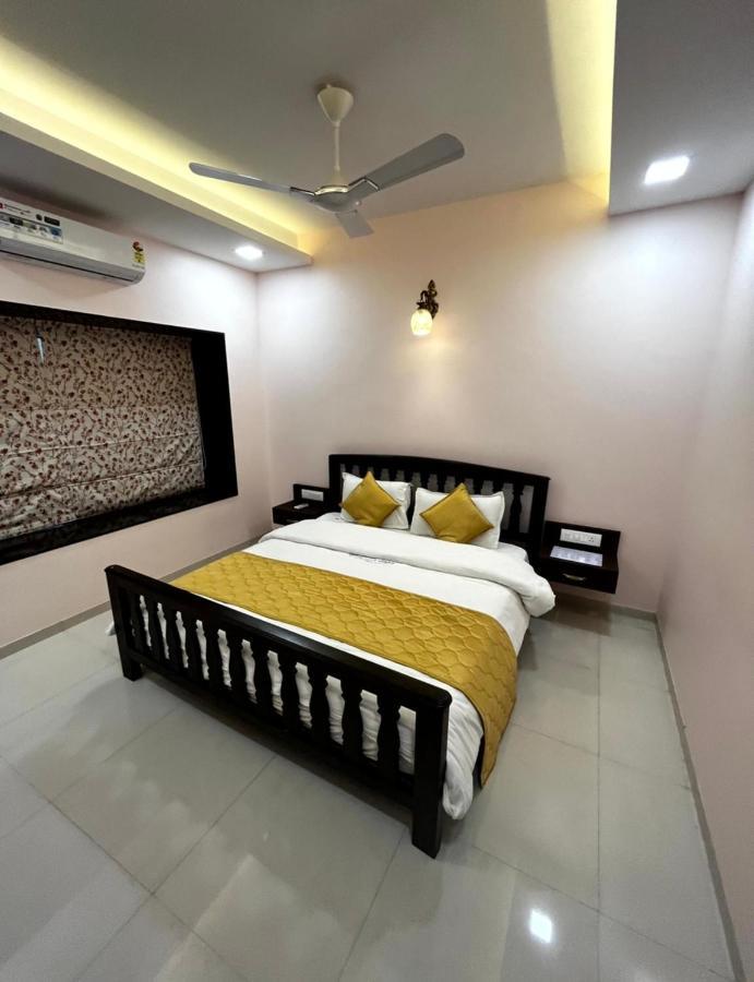 Heritage Residency - Royal Camping Club, Panhala Room photo